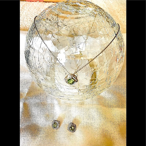 HP💘Peridot 925 Sterling Silver Necklace and Earring Set - Picture 9 of 16